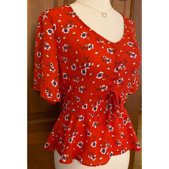 Socialite Peplum Top Women‎ XS Red Floral Elastic Waist Date Night Fall Festival - Picture 2 of 16
